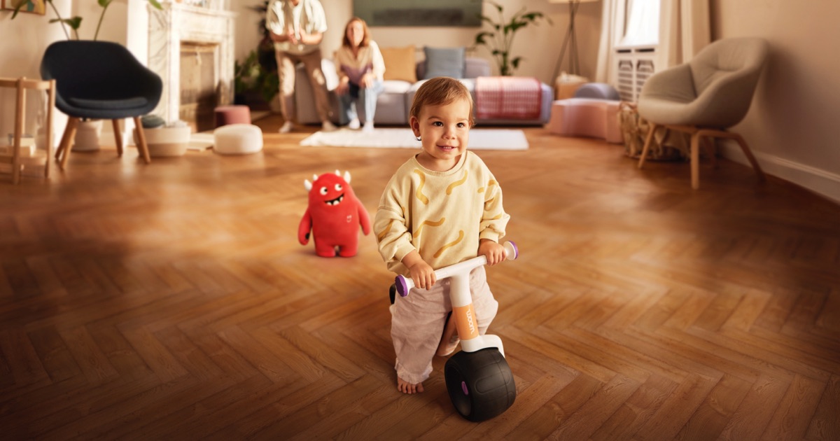 woom WOW – Das erste Laufrad für Babys ab 9 Monaten